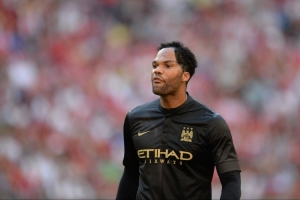 1077