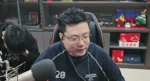 308599