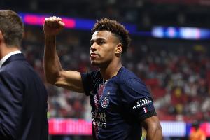 438162