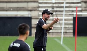 图片报：斯图加特主帅小赫内斯进入皇马选帅名单，正被密切关注