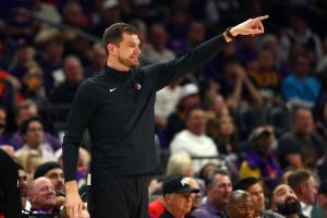 100万？邓顿给斯普利特的报价远低于联盟正常水平 赛季结束后再议