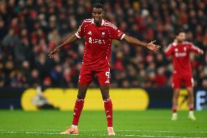 欧文：为埃基蒂克重伤而惋惜 伊萨克必须避免再受伤