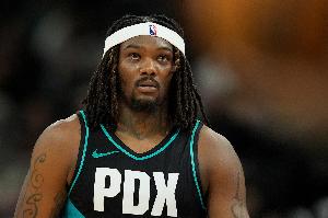 季后赛生涯命中率排行！罗威73.1%第一 艾顿第六 麦基第八