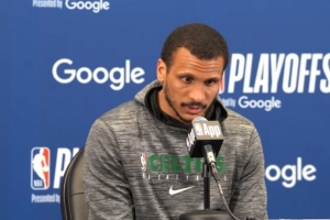 【完整版】马祖拉：单节输11分太难追 细节不佳且错失空位