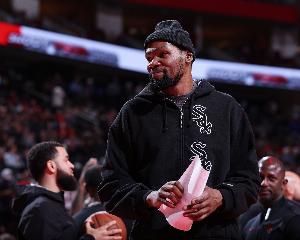 主持人：如果KD不上场或无法恢复100%状态 那火箭就完了