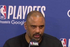 【完整版】乌度卡：KD被包夹时我们停滞了 申京杀内线时有些犹豫