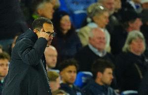 卫报：切尔西目前展开俱乐部内部评估，罗塞尼尔已然濒临下课边缘