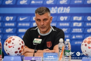 阿洛伊西：我们也会做好充分的准备稳固后防，守住赛场根基