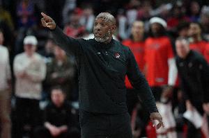 老马丁：斯普利特带队进季后赛 但为开拓者打下基础的是比卢普斯