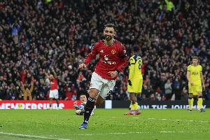 邮报：B费赛后专门接受葡语混采，为了向妻子表达生日祝福