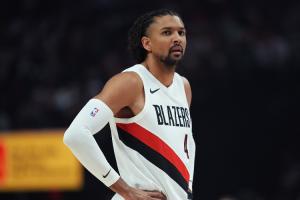 太“炸裂”！塞布尔替补10分钟&正负值低至-22 3中0一分未得