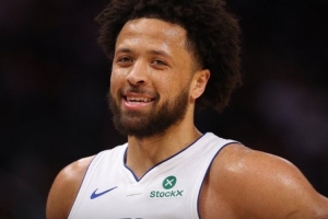 记者：活塞魔术的系列赛进攻水平的确有限 但那种原始的美拉满了