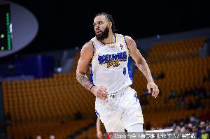 麦基：阿隆德斯要尽快调整身体状态 对小外来说有挑战性的是防守