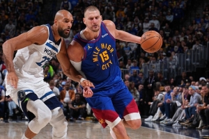 约基奇谈低效：森林狼身高臂长/块头也大/对抗强硬 他们很出色