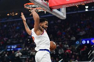 苹果硬糖！唐斯12中7空砍21分17板4助2断3帽 正负值+22全场最高