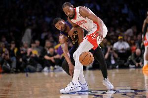 小托马斯：火箭最大的问题是整季都没有控卫 杜兰特是一名得分手