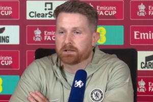 麦克法兰：不确定埃斯特旺能否参加世界杯 会沿用上次接手时流程