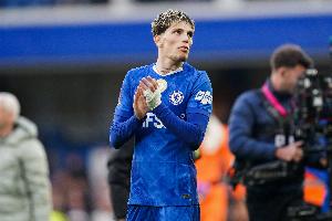 邮报：大部分曼联球员对加纳乔并无不满，他和梅努及阿玛德是好友