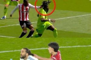 双标？邮报：瓦塔拉扯头发不染红让曼联感到不解，主裁都是蒂尔尼