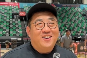 金牛总经理：想的就是一定要在主场完成夺冠 球队没有给自己退路