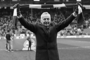 R.I.P. 布莱克本76岁传奇托尼·帕克斯去世 一生为俱乐部服务34年