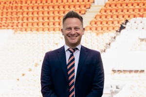 曼联基金会官宣新CEO，此前效力布莱克浦从业经历超十五年