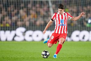 每体：巴萨内部流传着一种说法，无论如何都要争取签下阿尔瓦雷斯