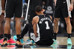 Shams：文班确诊为脑震荡 将于明天接受进一步检查！