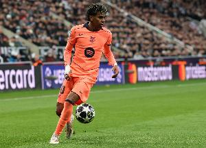 亚马尔单赛季西甲16球，本世纪巴萨队内西班牙球员仅次于比利亚