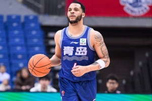 典韦！韦瑟斯庞12中8砍全场最高25分7助3断2帽 正负值+24冠绝全场