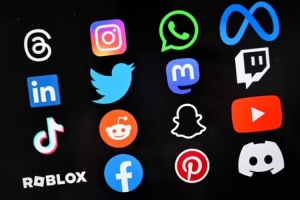 挪威计划立法禁止16岁以下儿童使用社交媒体 若获准可能明年生效