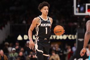 杰伦·约翰逊：回到主场能给球队带来更强斗志活力 我们非常期待