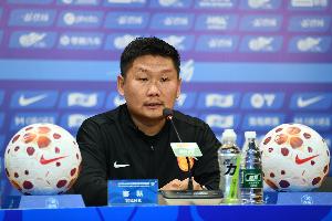 刘建业：球队全场都比较被动，抓住两次定位球机会幸运拿下比赛