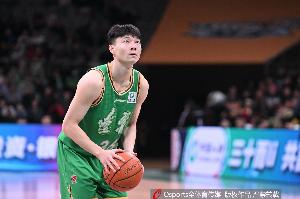 不敢用了！鄢手骐半场仅出战4分钟3中0颗粒无收 正负值-9