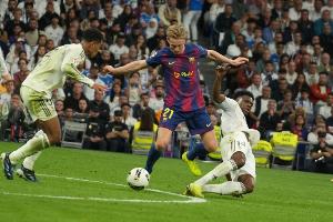 世体：受伤病影响，佩德里和德容本赛季只有13次一同首发