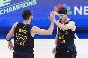 Shams：湖人预计东契奇首轮不会复出 里夫斯有望首轮末回归