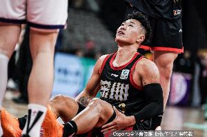 贺希宁：关系到排名只能全力以赴 本赛季表现是认真训练的成果