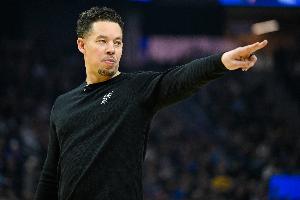 米奇·约翰逊：开局没有像第一场那样沉着冷静 有点犹豫