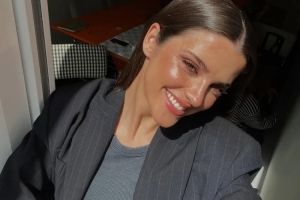 太阳报：约克雷斯与前女友一同吃饭，疑似旧情复燃