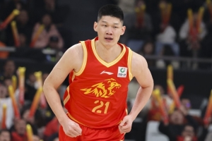 CBA常规赛MVP候选人名单：胡金秋、贺希宁、徐杰、张镇麟在列