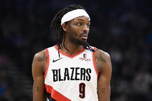 场上效果很差！格兰特替补23分钟正负值-19全场最低 11投仅4中