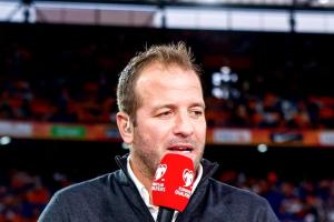 阿斯：范德法特当年因荷兰帮被皇马清洗，退役后成为知名评论员