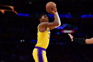 首节16分！八村塁14中8得22分3板2断1抢断 加时赛3分进账挺关键