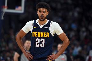 出手有点少！卡梅隆·约翰逊半场2投2中&三分1中1 得到5分2板2助