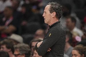 阿特金森：我们回合数输15个罚球还也少了13次 这是非常难克服的