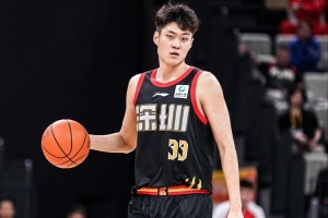 媒体人：王浩然应该是最具进步球员或入围二阵 评选机制有大问题