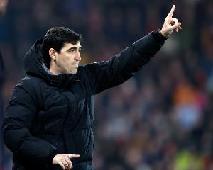 邮报：伯恩茅斯主帅伊劳拉是切尔西新帅候选，将与水晶宫竞争