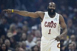 哈登连续两场季后赛失误数超投篮命中数 生涯至今已44场