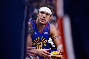 Shams：戈登小腿拉伤很严重 G4带伤出战很吃力 G6预计继续缺席