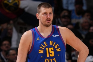 韩乔生：约基奇用无解表现带队逆风续命 历史级别统治力尽显